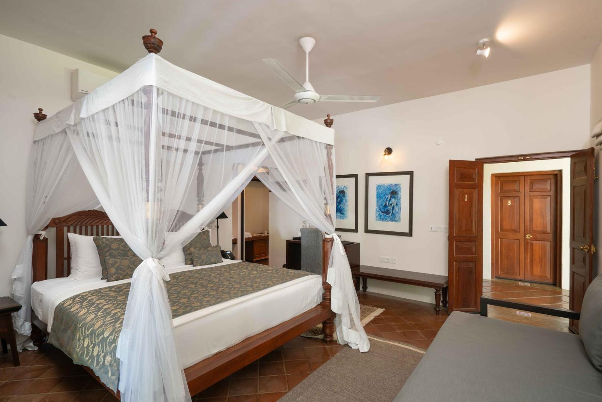 Taru Villas Канди Екстериор снимка