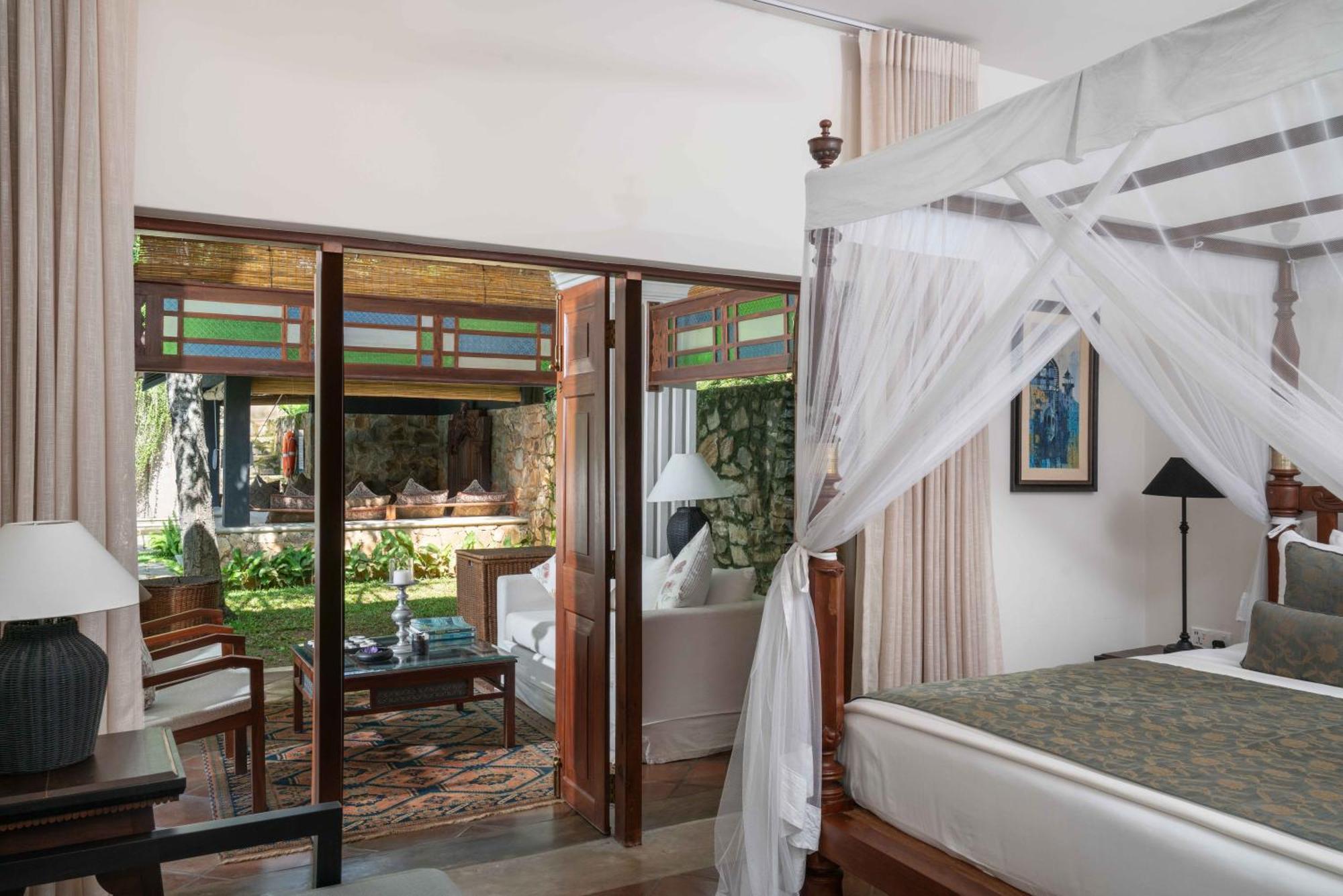 Taru Villas Канди Екстериор снимка